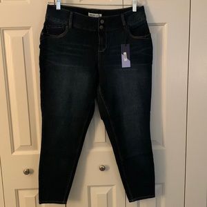 NWT Meri Skye Cropped 5-pocket Dark Wash Jeans, Sz 16W